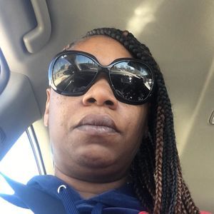 Meet your Posher, Mae